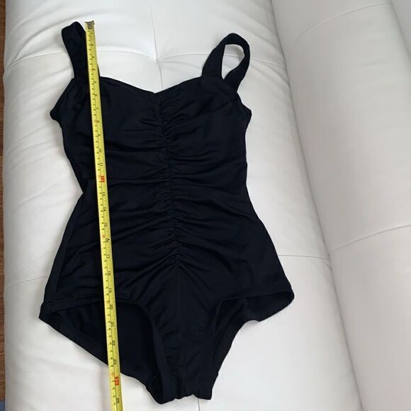 Calypoo Cove Black Center Sorunched Ruffle One Piece Swimsuit Size 10 - Picture 3 of 9